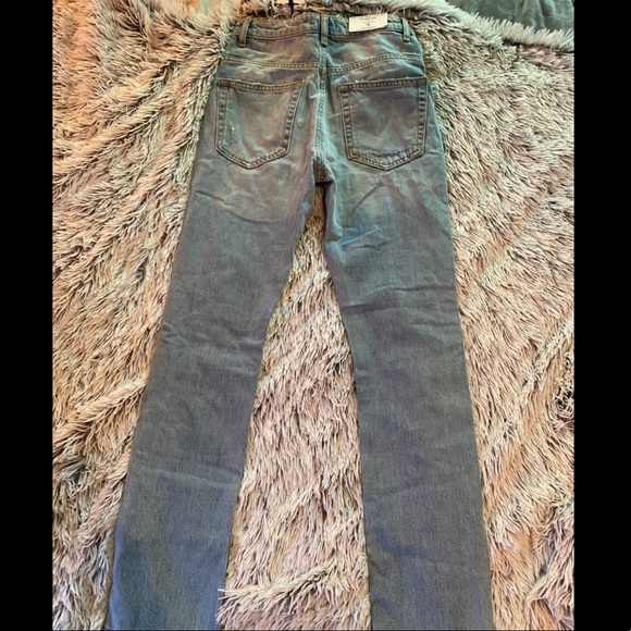 High Rise Straight Open Hem Jeans - Picture 3 of 7